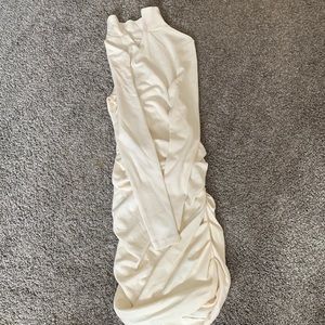 White long sleeve dress size 8 never worn